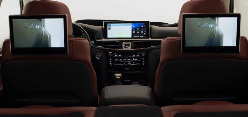 2020 Lexus LX 570